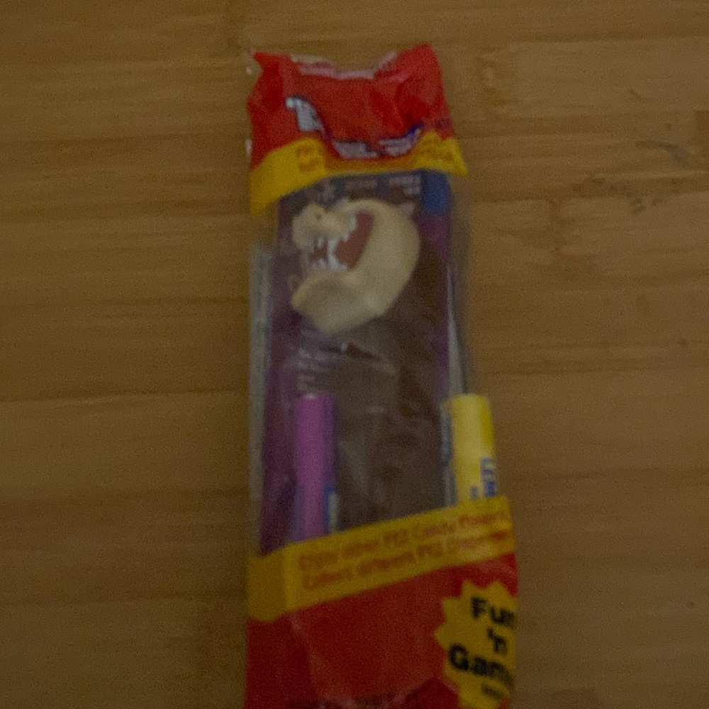 Vintage Taz Pez dispenser 1995 brown